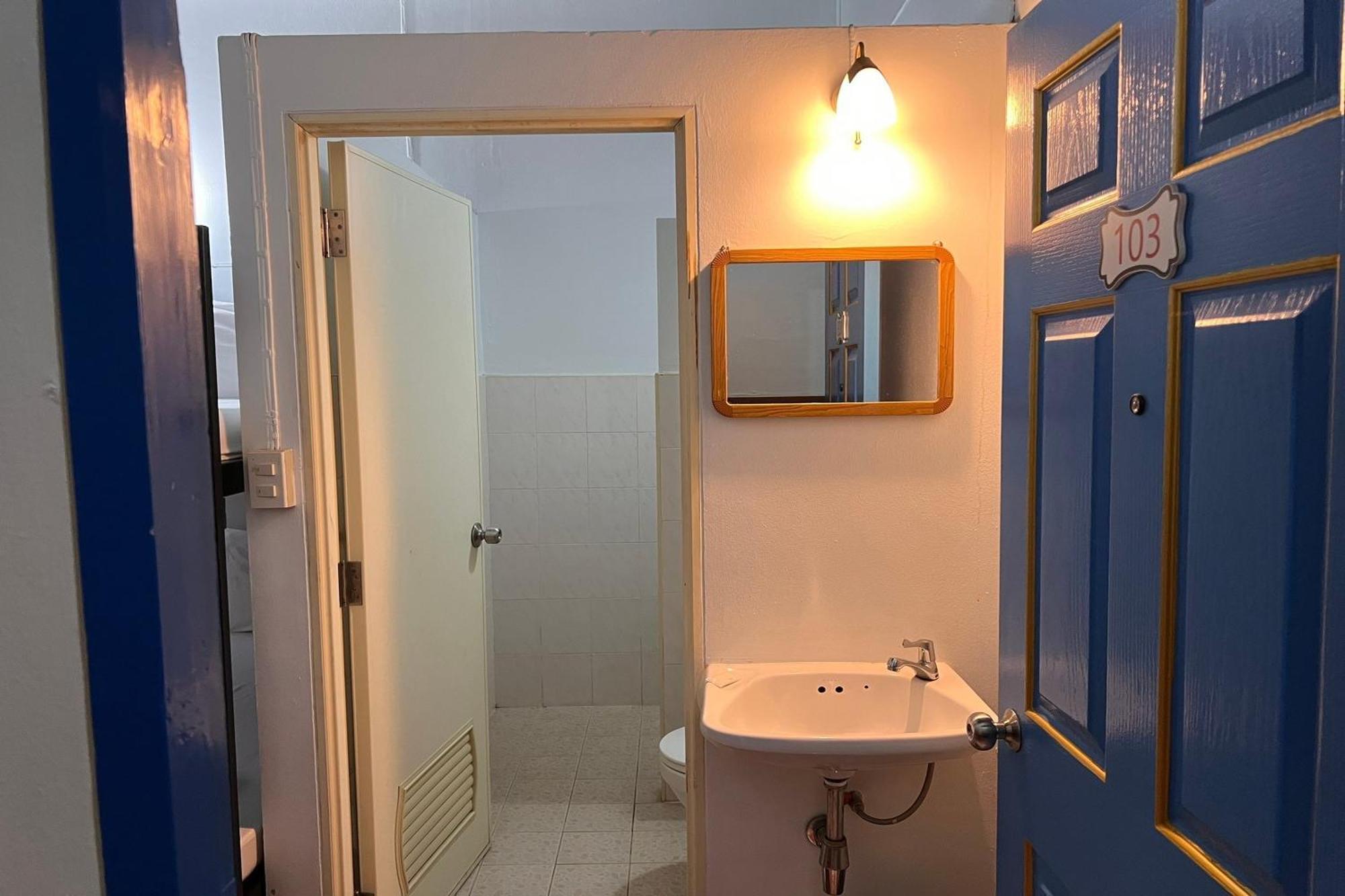Phuket Old Town Hostel Екстер'єр фото
