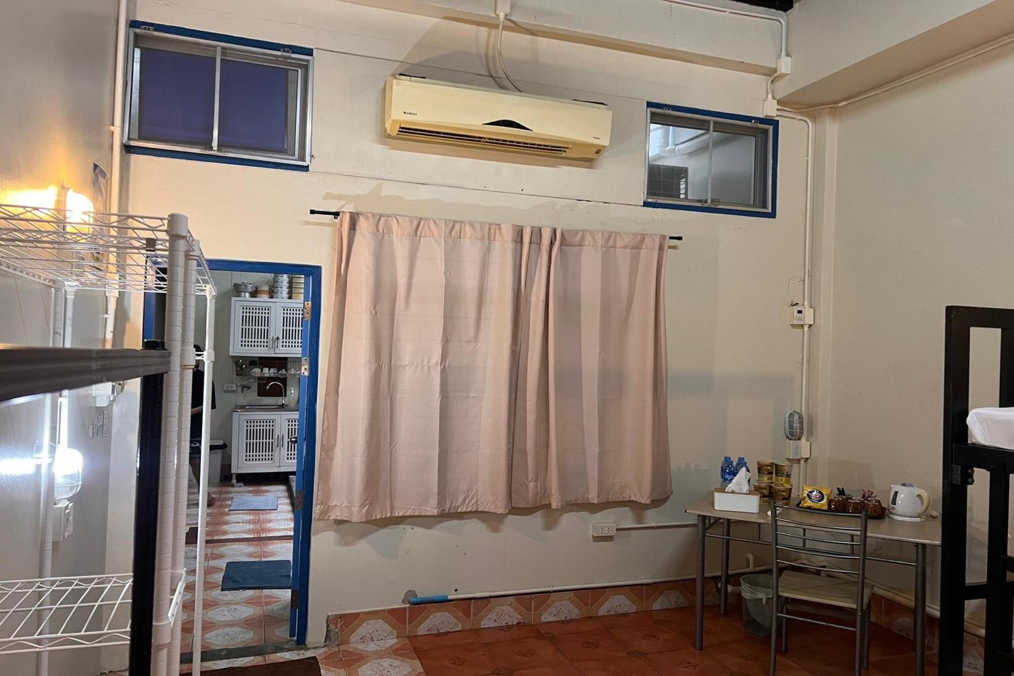 Phuket Old Town Hostel Екстер'єр фото