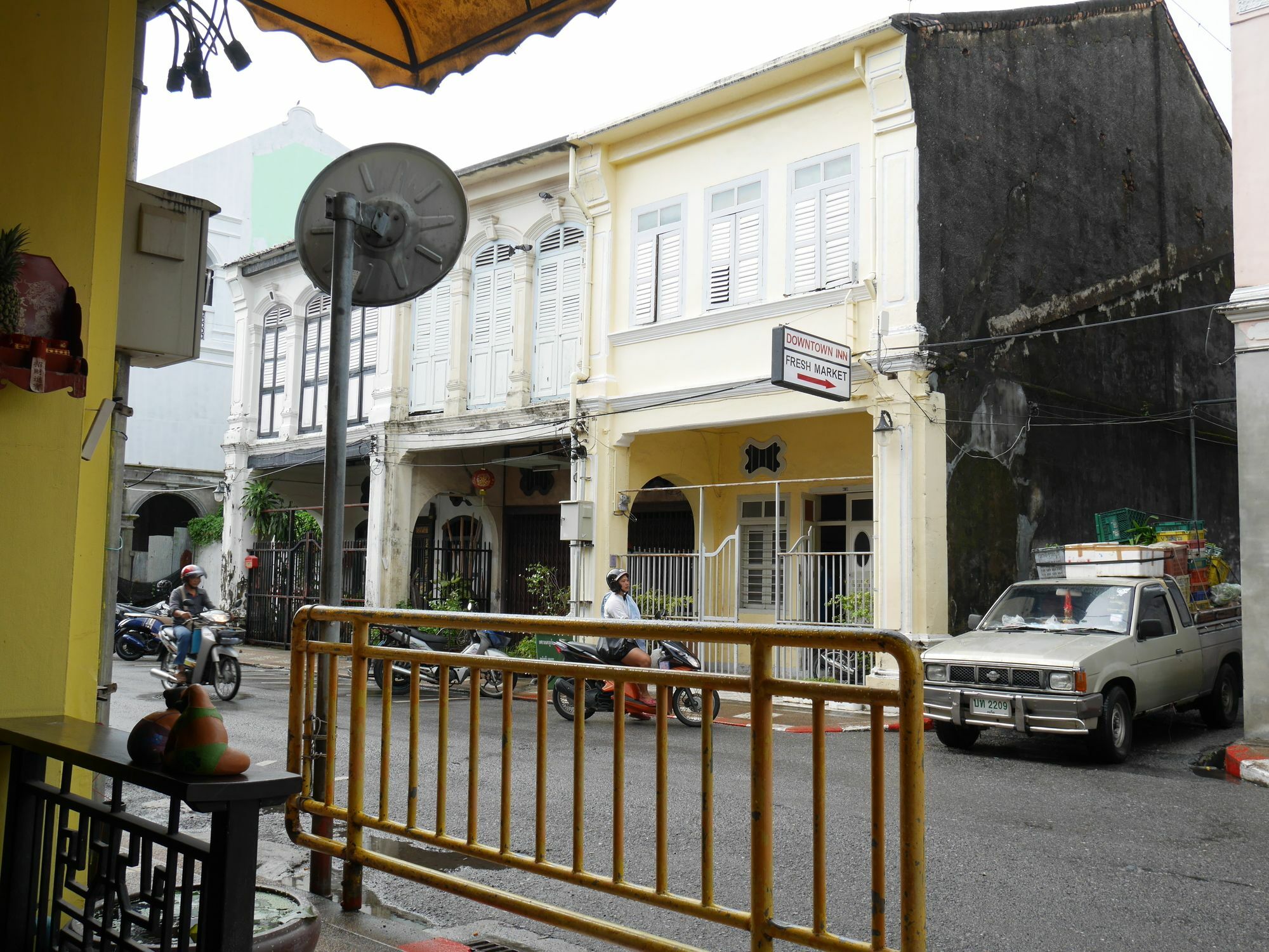 Phuket Old Town Hostel Екстер'єр фото